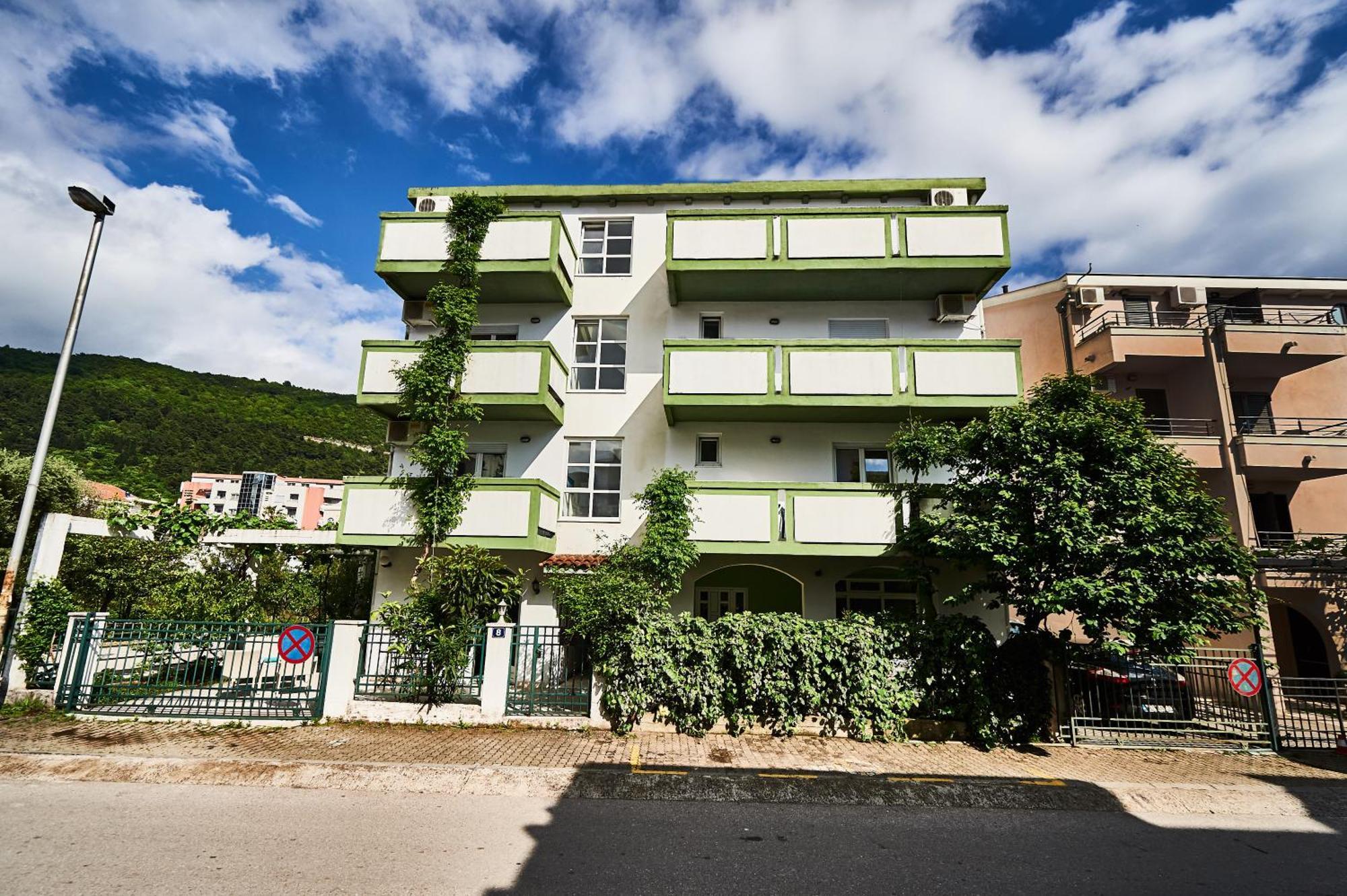 Family Apartments Mont Budva Eksteriør billede
